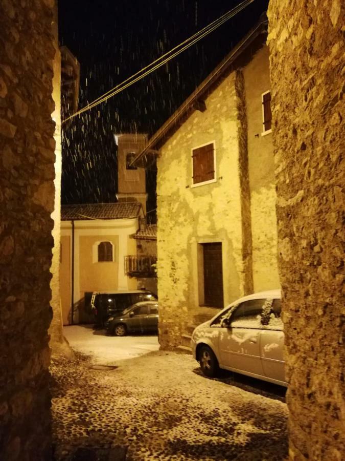 Casa Nel Borgo - Il Gufo Daire Tremosine Dış mekan fotoğraf